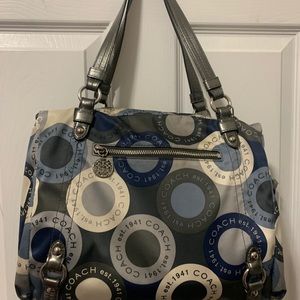 Vintage Coach midsize bag